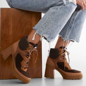 Sorel Brex Cozy Lace-Up Block Heel Leather Shearling Boots Size 6